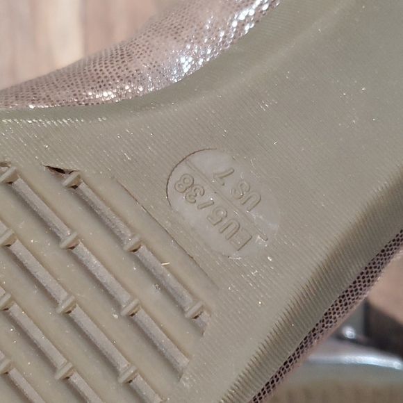 The FLEXX Womens Comfort Metallic wedge shoes Loafer sz 7 - Picture 10 of 10